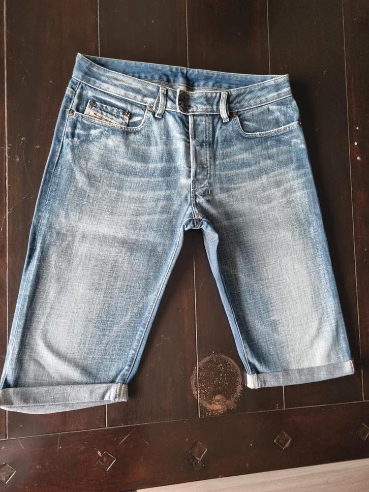 ZGAN CLASSIC DIESEL RABOX SELVEDGE JEANS SHORT SIZE 34, Kleding | Heren, Spijkerbroeken en Jeans, Zo goed als nieuw, W33 - W34 (confectie 48/50)