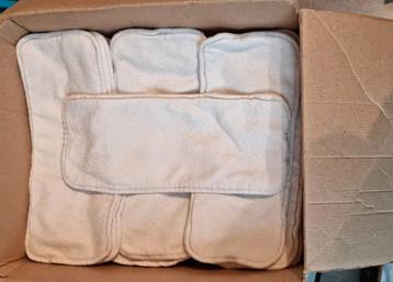 Boosters voor wasbare luiers beschikbaar voor biedingen