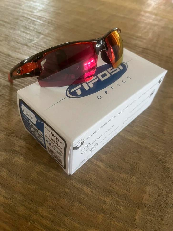 Fietsbril Tifosi NIEUW - Synapse Cycling Sunglasses Race Red, Fietsen en Brommers, Fietsaccessoires | Fietskleding, Nieuw, Heren