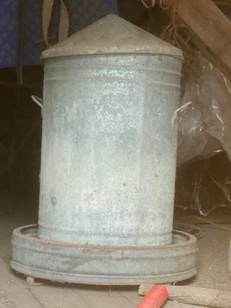 Voersilo  kippen pluimvee, Dieren en Toebehoren, Pluimvee | Toebehoren, Ophalen of Verzenden, Drinken en Voederen