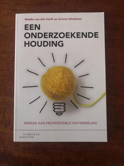 Een onderzoekende houding - Werken aan professionele ontwikk, Boeken, Studieboeken en Cursussen, Nieuw, HBO, Alpha, Ophalen of Verzenden