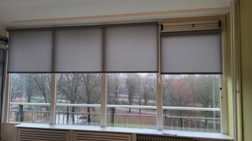 Rolgordijnen 3m en 1m beschikbaar voor biedingen