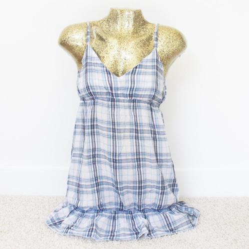 Mooi IMG Industries Topje (L) € 20,-, Kleding | Dames, Tops, Zo goed als nieuw, Maat 42/44 (L), Blauw, Zonder mouw, Ophalen of Verzenden