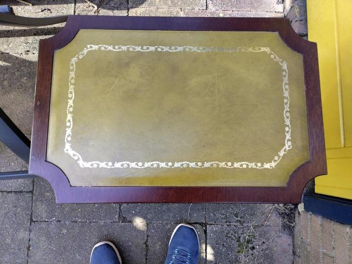 Vintage houten bijzettafeltjes, Huis en Inrichting, Tafels | Bijzettafels, Gebruikt, Rechthoekig, Minder dan 45 cm, 55 tot 75 cm