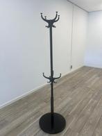 Zwarte metalen kapstok, Ophalen of Verzenden, Zo goed als nieuw, Metaal, Staande kapstok