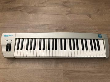 Midistart-3 . Prokeys. Zeer goede feel van de keys. beschikbaar voor biedingen