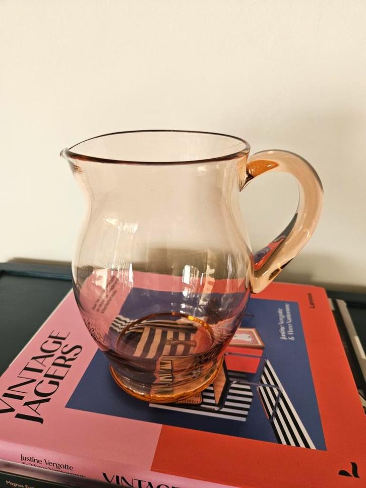Vintage roze glazen karaf – retro – handvat, Antiek en Kunst, Antiek | Glas en Kristal, Ophalen of Verzenden