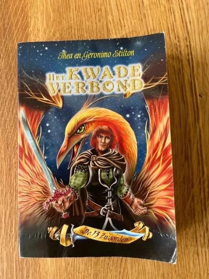 Geronimo Stilton - Het kwade verbond - De 13 zwaarden, Boeken, Kinderboeken | Jeugd | 10 tot 12 jaar, Gelezen, Fictie, Ophalen of Verzenden
