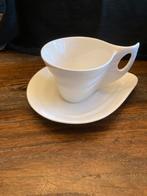 Kop en schotels New Wave, Huis en Inrichting, Keuken | Servies, Nieuw, Ophalen of Verzenden, Effen, Kop(pen) en/of Schotel(s)