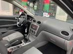 Ford FOCUS Wagon 1.6 Comfort Airco Nieuwe apk Trekhaak, Focus, Gebruikt, 4 cilinders, 635 kg