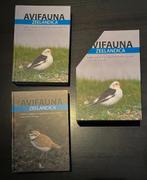 Avifauna vogelboeken met bescherm cover, Ophalen, Zo goed als nieuw, Vogels, Zie foto