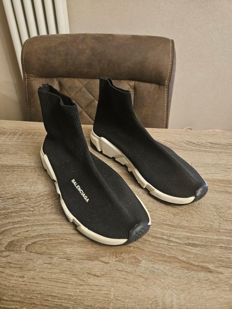 Schoenen  Balenciaga maat 39, Kleding | Dames, Schoenen, Ophalen, Zo goed als nieuw, Zwart, Sneakers of Gympen