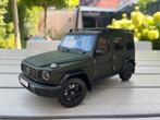 Mercedes-Benz G500 Professional olive green | Norev 1:18, Hobby en Vrije tijd, Modelauto's | 1:18, Ophalen of Verzenden, Zo goed als nieuw