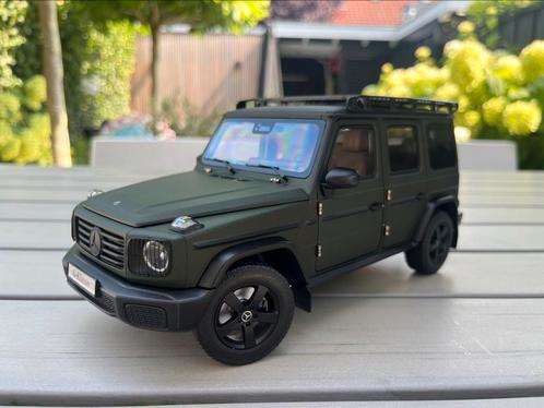 Mercedes-Benz G500 Professional olive green | Norev 1:18, Hobby en Vrije tijd, Modelauto's | 1:18, Zo goed als nieuw, Auto, Norev