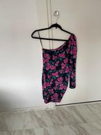 Zwarte bloemenjurk Shein, maat S, Kleding | Dames, Jurken, Zwart, Ophalen of Verzenden, Zo goed als nieuw, Maat 36 (S)