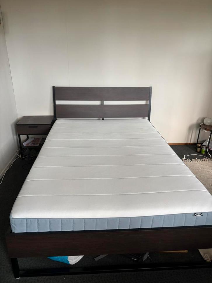 140x200 bed incl matras en lattenbodem, Huis en Inrichting, Slaapkamer | Bedden, Gebruikt, Tweepersoons, 140 cm, 200 cm, Hout