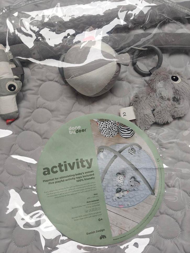 Done by deer speelkleed /activitymat Grijs, Kinderen en Baby's, Speelgoed | Speelkleden, Zo goed als nieuw, Ophalen of Verzenden