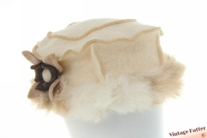 vintage Dameshoed McBurn gebroken wit wol imitatiebont 57, Kleding | Dames, Hoeden en Petten, Zo goed als nieuw, Hoed, 56 of 57 cm (M, 7 of 7⅛ inch)