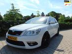 Skoda Octavia Combi 2.0 TFSI RS , 200pk , Clima / Cruise / C, Gebruikt, Zwart, Leder en Stof, Wit