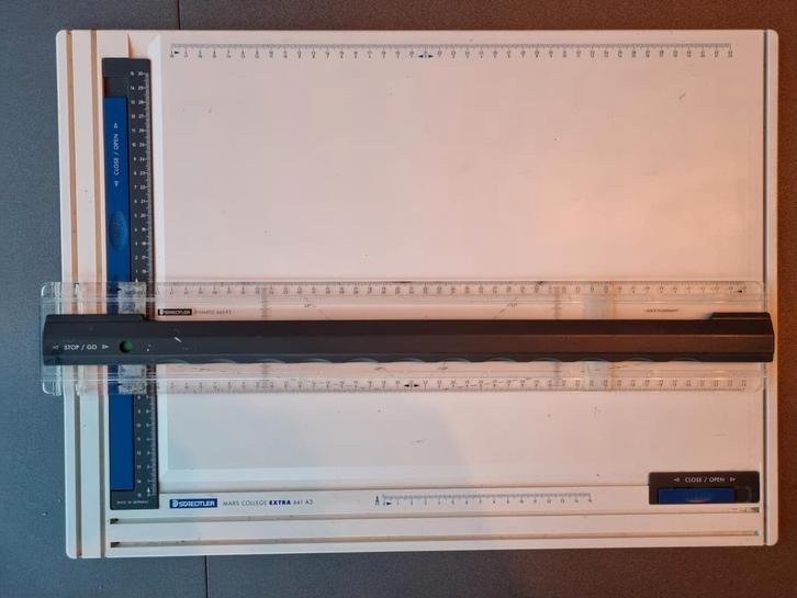 Staedtler tekentafel / tekenbord in A3 formaat., Hobby en Vrije tijd, Schilderen, Zo goed als nieuw, Ophalen of Verzenden
