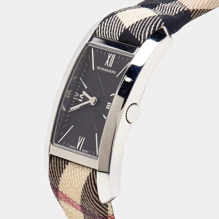 Nieuwe Burberry Dames Horloge in Doos, Sieraden, Tassen en Uiterlijk, Horloges | Antiek, Polshorloge, Overige merken, Staal, 1960 of later