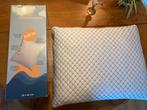 Memory foam kussen z.g.a.n. 1 of 2 stuks in overleg, Eenpersoons, Wit, Ophalen of Verzenden, Zo goed als nieuw