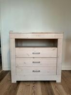 Commode White wash, drie lades, 75 tot 100 cm, 90 tot 105 cm, 50 tot 70 cm, Opstaande rand