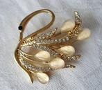 Broche zwaan met strass en parelmoer. Goudkleurig., Sieraden, Tassen en Uiterlijk, Broches, Overige materialen, Nieuw, Ophalen of Verzenden