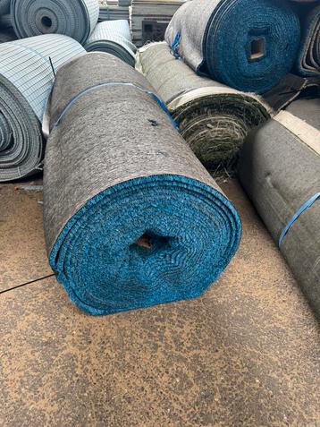 Rollen Blauw Kunstgras! 98m2 per rol (2m x 49m) €300,- beschikbaar voor biedingen