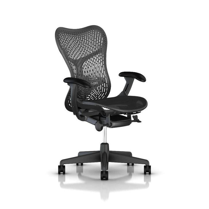 Herman Miller Mirra 2 Graphite Refurbished Bureaustoel, Huis en Inrichting, Bureaustoelen, Zo goed als nieuw, Bureaustoel, Zwart