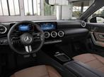 Mercedes-Benz A-Klasse Hatchback 180 Business Solution AMG, 136 pk, 4 cilinders, Alcantara, Zwart