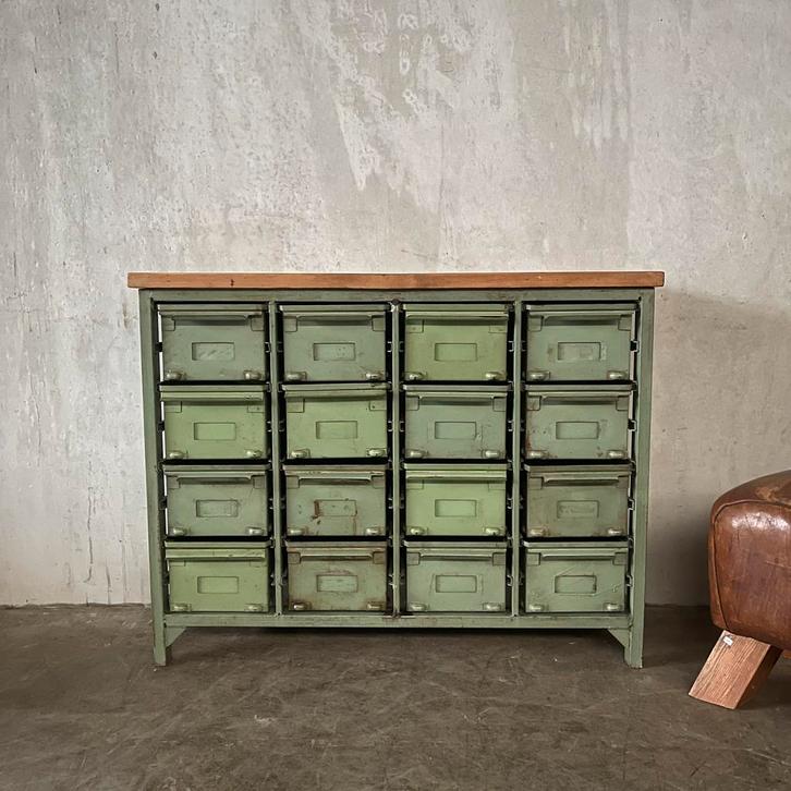 Oude ladekast, industriële werkbank, dressoir, vintage kast, Huis en Inrichting, Kasten | Ladekasten, Zo goed als nieuw, 50 tot 100 cm