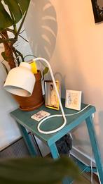 Mooie witte strak design tafellamp - hema design, Huis en Inrichting, Ophalen, Gebruikt, Metaal, Minder dan 50 cm