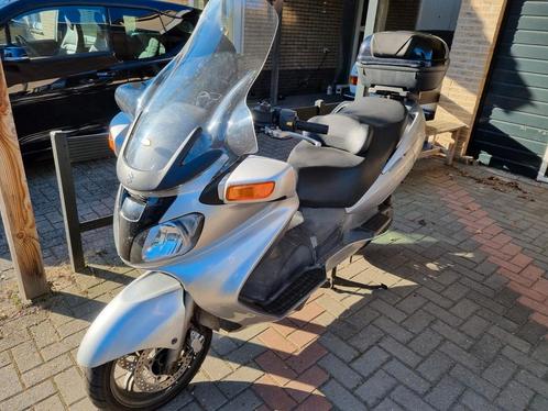 Goed rijdende suzuki Burgman 650AN uit 2003, Motoren, Motoren | Honda, Particulier, Scooter, Ophalen
