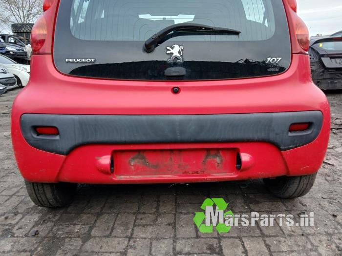 Achterbumper van een Peugeot 107, Gebruikt, -, -, Ophalen of Verzenden