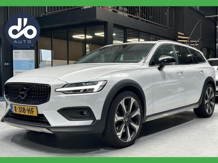 Volvo V60 Cross Country 2.0 B5 AWD Pro, Auto's, Volvo, Bedrijf, Te koop, V60, 4x4, ABS, Adaptive Cruise Control, Airbags, Airconditioning
