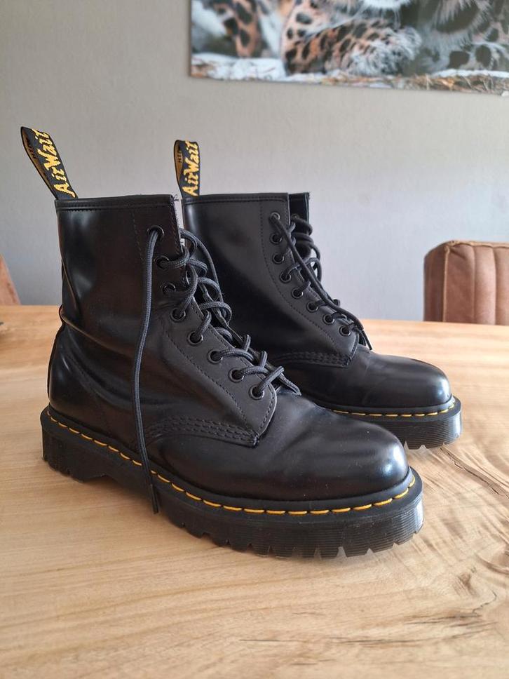 Dr. Martens Vegan Doc's - Maat 41, Kleding | Dames, Schoenen, Zo goed als nieuw, Lage of Enkellaarzen, Zwart, Ophalen of Verzenden