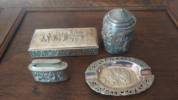 Rook stel: asbak, aansteker, doos en bus verzilverd Vintage, Antiek en Kunst, Antiek | Goud en Zilver, Zilver, Ophalen of Verzenden