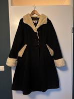 Miss Candyfloss Vintage Mantel, Zwart, Maat 46/48 (XL) of groter, Ophalen of Verzenden, Gedragen