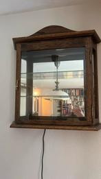 Vitrine kastje hangend met verlichting, Ophalen, Gebruikt, Eikenhout, 50 tot 100 cm