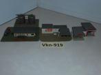 Vk-919 N Spoor Scenery Garage met Tankstation en Depot, Hobby en Vrije tijd, Modeltreinen | N-Spoor, Overige merken, Gebruikt