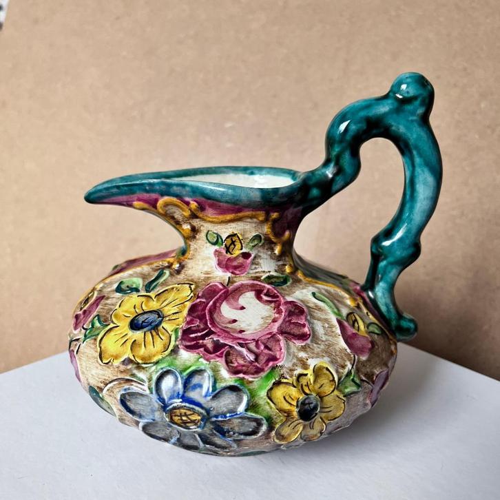 Handbeschilderd karafje van atelier ceramique Rigo Brussel, Antiek en Kunst, Antiek | Keramiek en Aardewerk, Ophalen of Verzenden