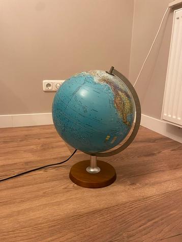 Scan Globe Jaren 80s