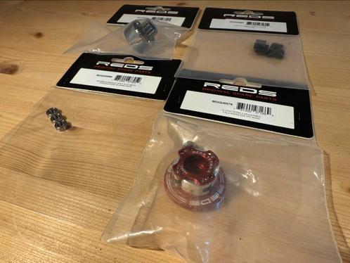 Reds terra X 4 shoe clutch incl bell en extra parts Nieuw!, Hobby en Vrije tijd, Modelbouw | Radiografisch | Auto's, Nieuw, Auto offroad