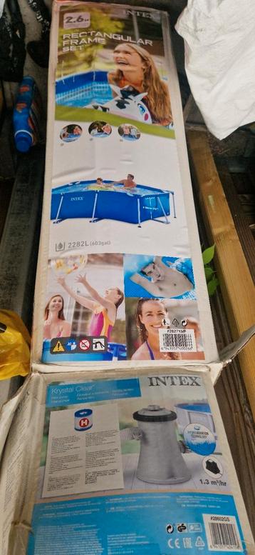 Intex 160x260 inclusief toebehoren beschikbaar voor biedingen