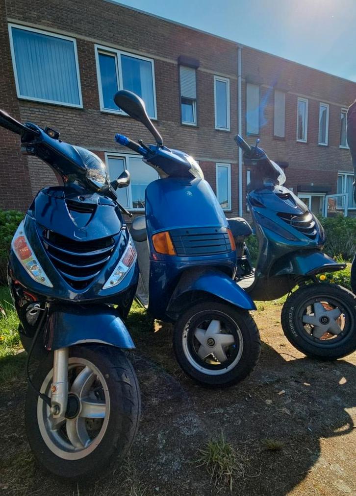 Piaggio Quartz 70cc, Fietsen en Brommers, Brommeronderdelen | Scooters, Zo goed als nieuw, Piaggio, Overige typen, Ophalen of Verzenden