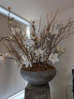 Zuil met plantenbak, Ophalen