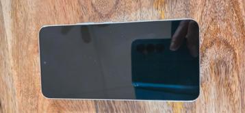 Samsung  s22 in zeer nette staat.  beschikbaar voor biedingen