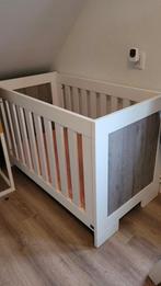 Ledikant TWF Lucca  evt met bijpassende ladenkast, Ophalen, Zo goed als nieuw, Ledikant