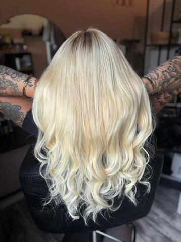 Extensions specialist  beschikbaar voor biedingen